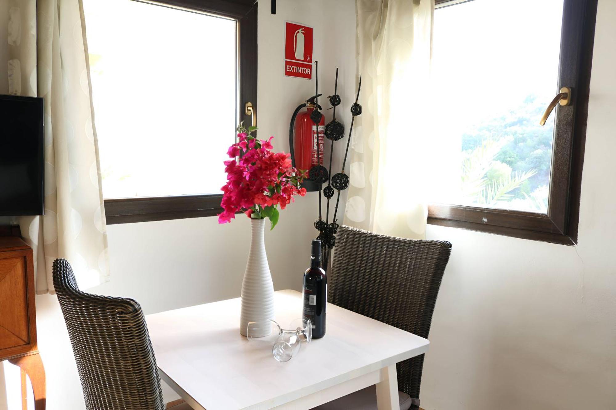 Private Detached Chalet With Own Jacuzzi Mi Dushi Tolox Esterno foto